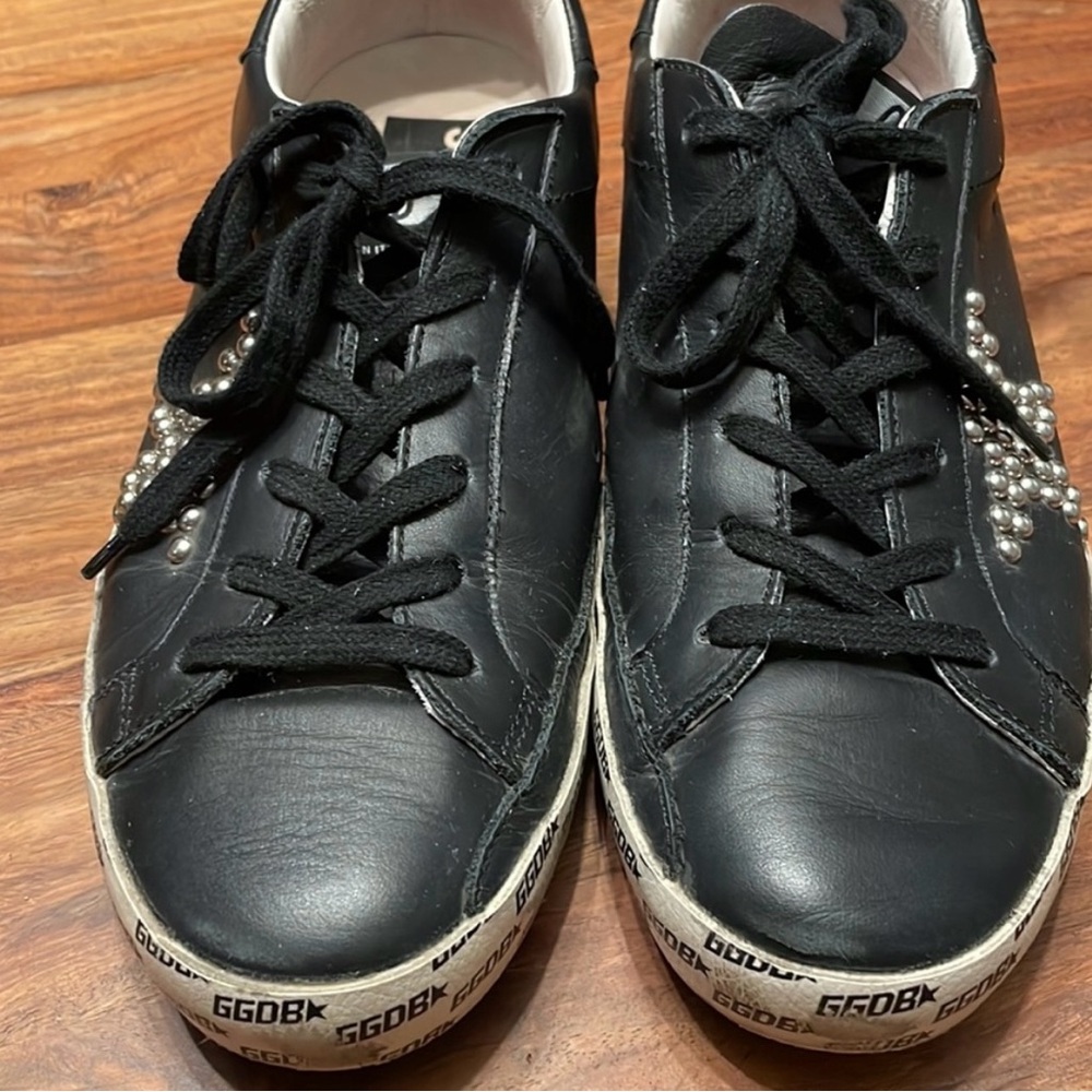 Exclusive Golden Goose Superstar Studded 220/330